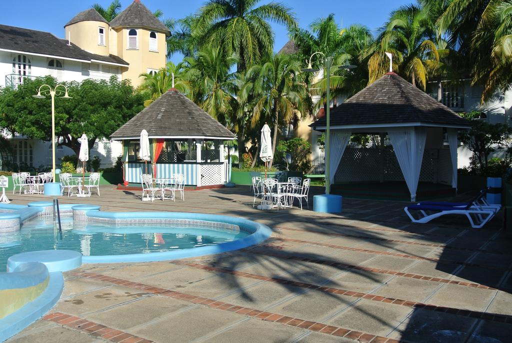 Beach Studio 18 Ocho Rios Esterno foto